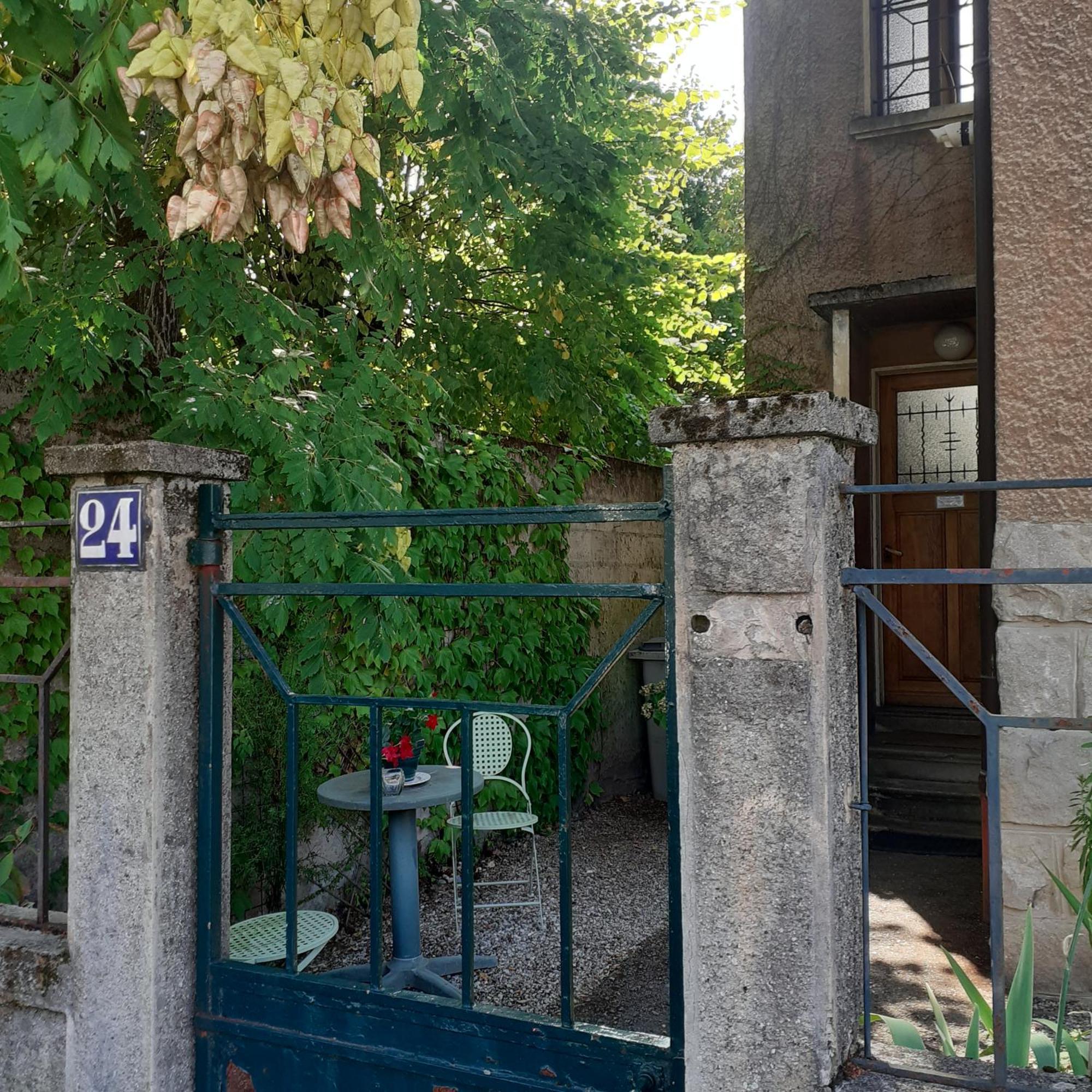 Charmant Appartement A 150 M Des Thermes Et Du Centre Ville Thonon-les-Bains Bagian luar foto